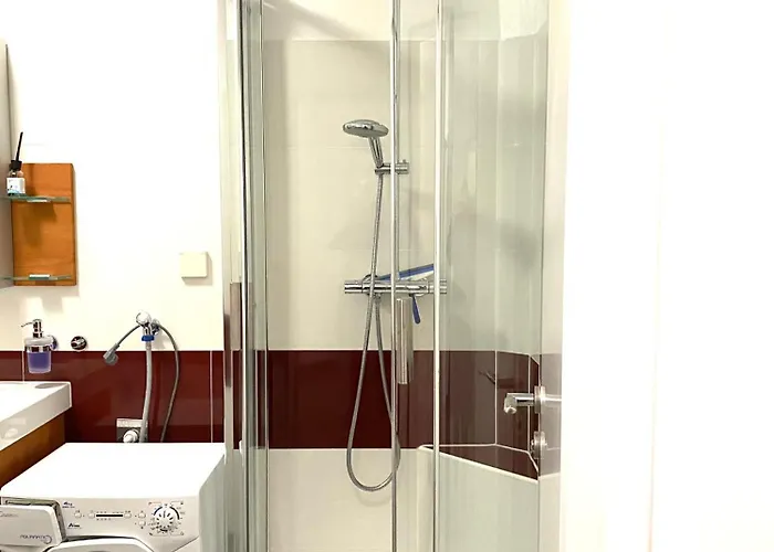 Grazbachgasse - Gratis Tiefgaragenplatz Apartamento *