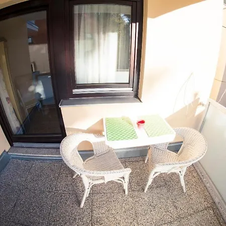 Apartament Grazbachgasse - Gratis Tiefgaragenplatz Graz