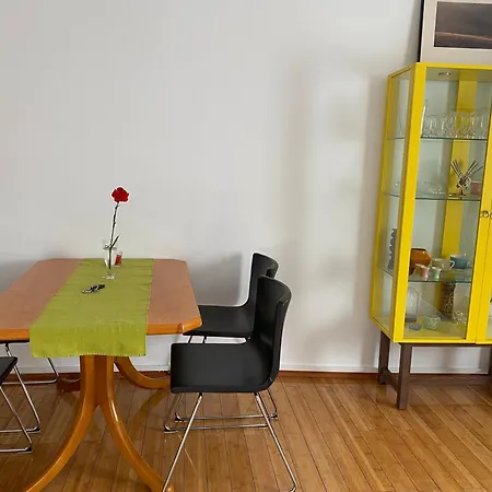Grazbachgasse - Gratis Tiefgaragenplatz Apartment Graz